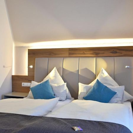 Hotel & Restaurant Zum Deutschen Hause Kirchhatten Eksteriør billede