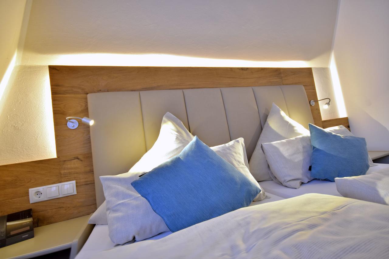 Hotel & Restaurant Zum Deutschen Hause Kirchhatten Eksteriør billede